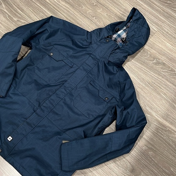 Men's Ride Snowboards Jacket - Picture 2 of 7